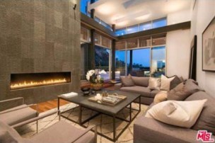 IS9larv01mt5zs1000000000